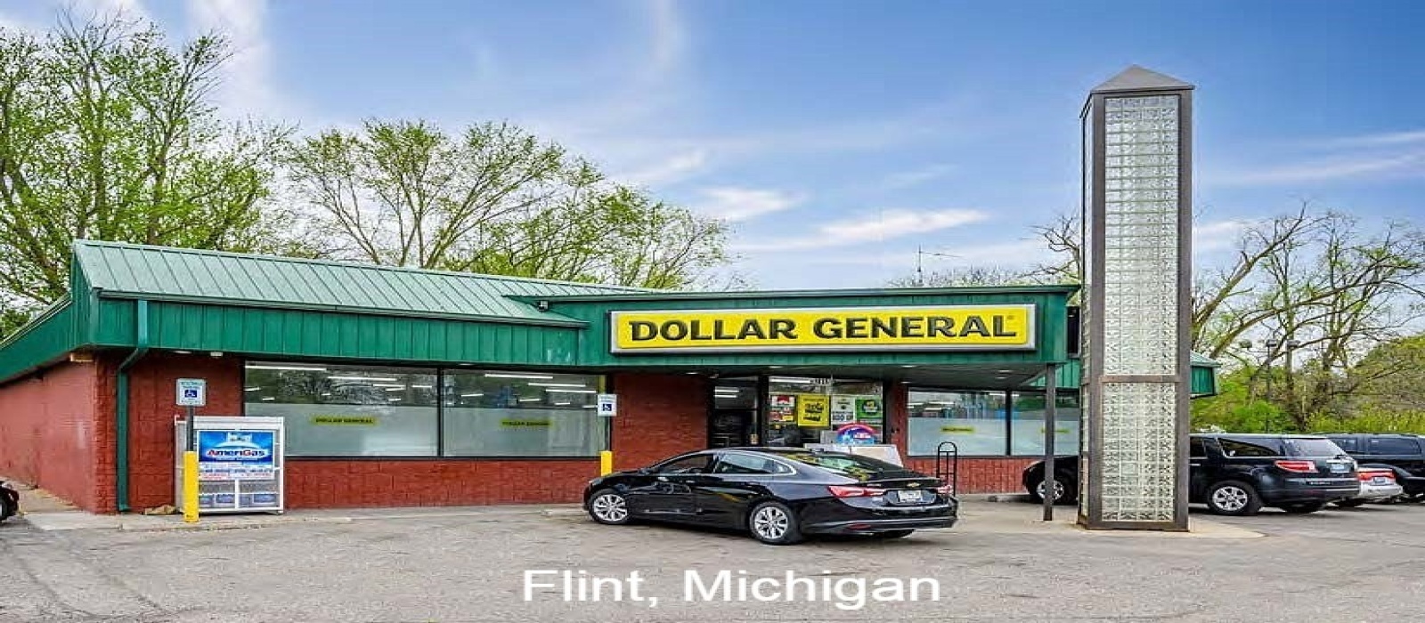 1835 E Court Street, Flint, Michigan 48503, ,Retail,For Sale,1835 E Court Street,1111